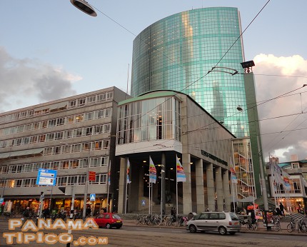 [El emblemático Centro Mundial de Negocios de Beurs, en Rotterdam, fue la sede del congreso.]